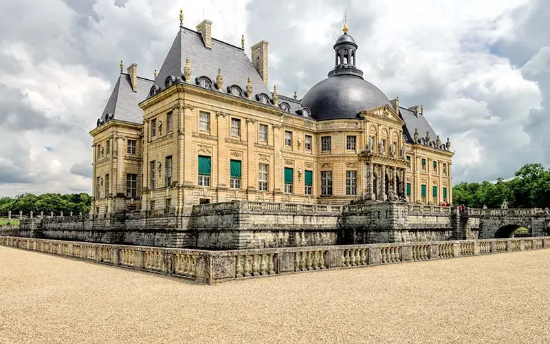 Visiting Vaux-le-Vicomte - A Lady In France